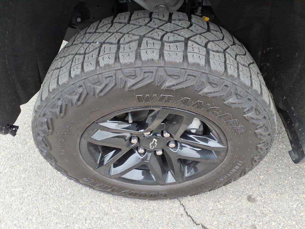 Used 2024 Chevrolet Silverado 1500 Custom Trail Boss image 10