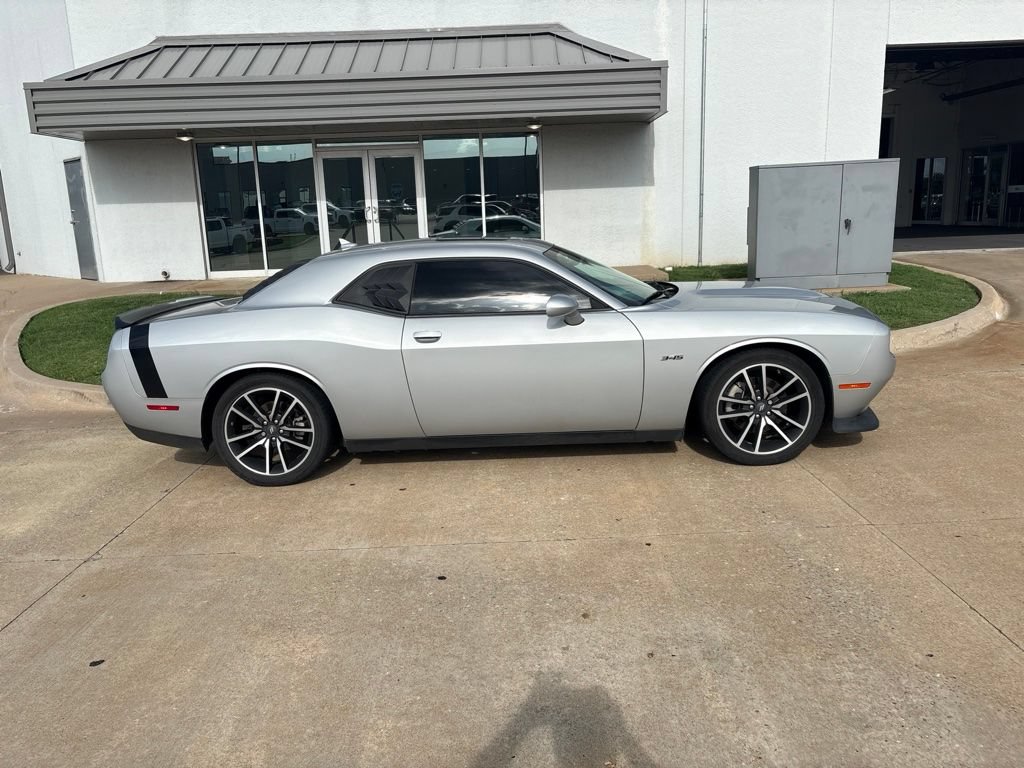 Used 2023 Dodge Challenger R/T w/ Plus Package RWD image 3