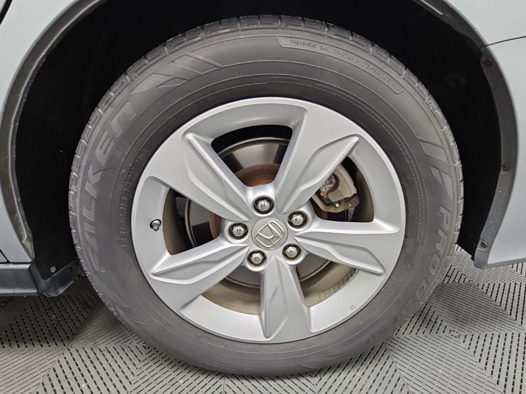 Used 2018 Honda Odyssey EX image 38