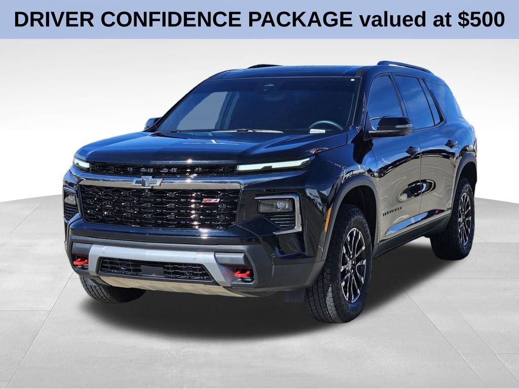 Used 2025 Chevrolet Traverse Z71 w/ Enhanced Driving Package image 4