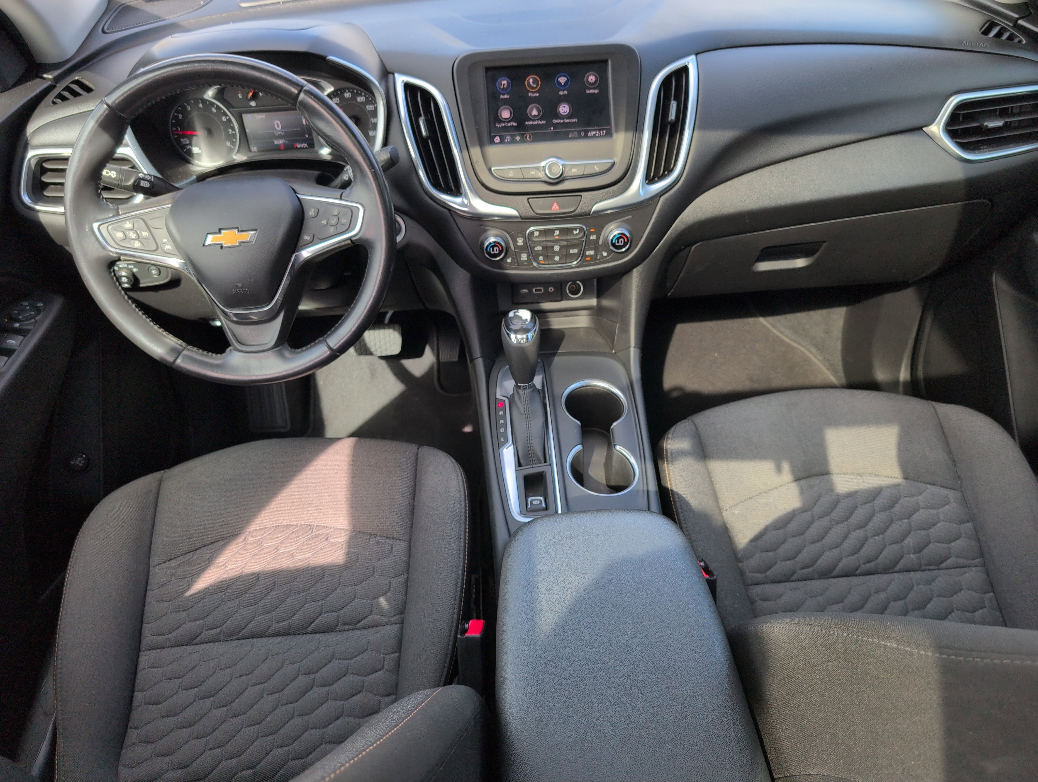 Used 2021 Chevrolet Equinox LT image 30