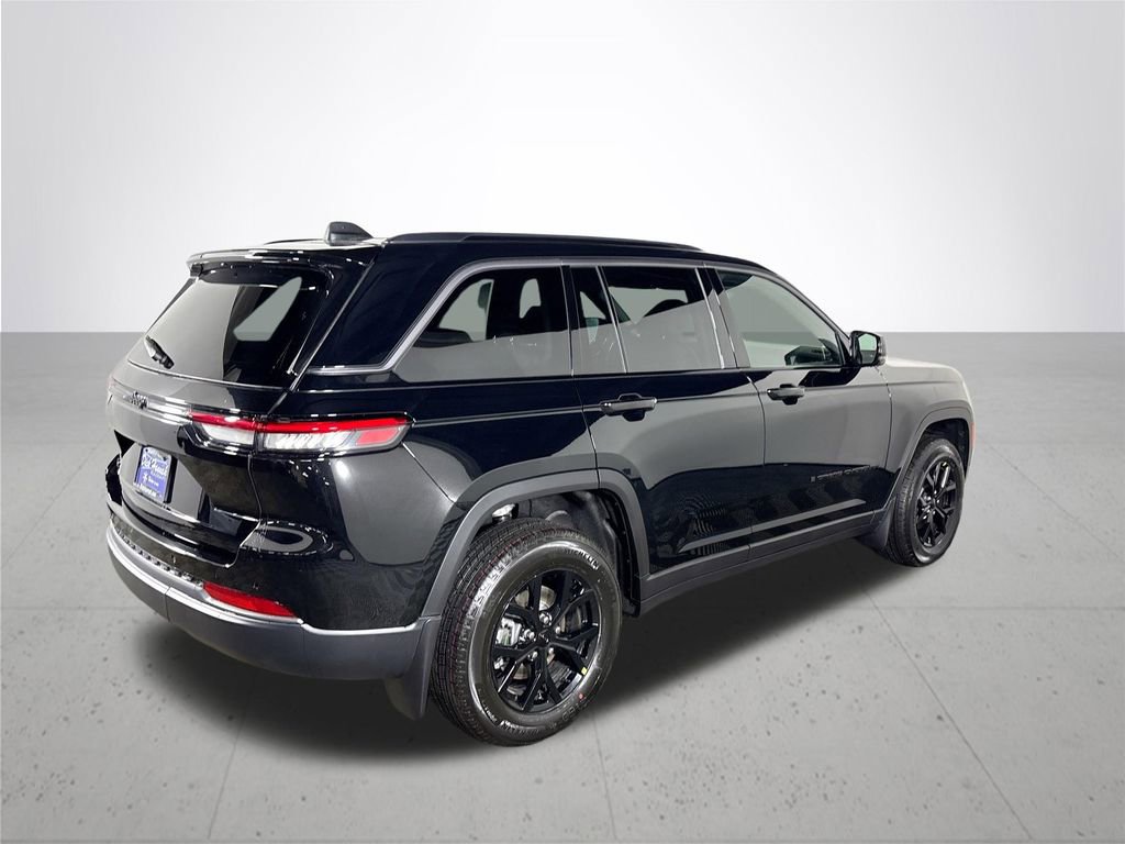 New 2026 Jeep Grand Cherokee Altitude AWD/4WD image 6