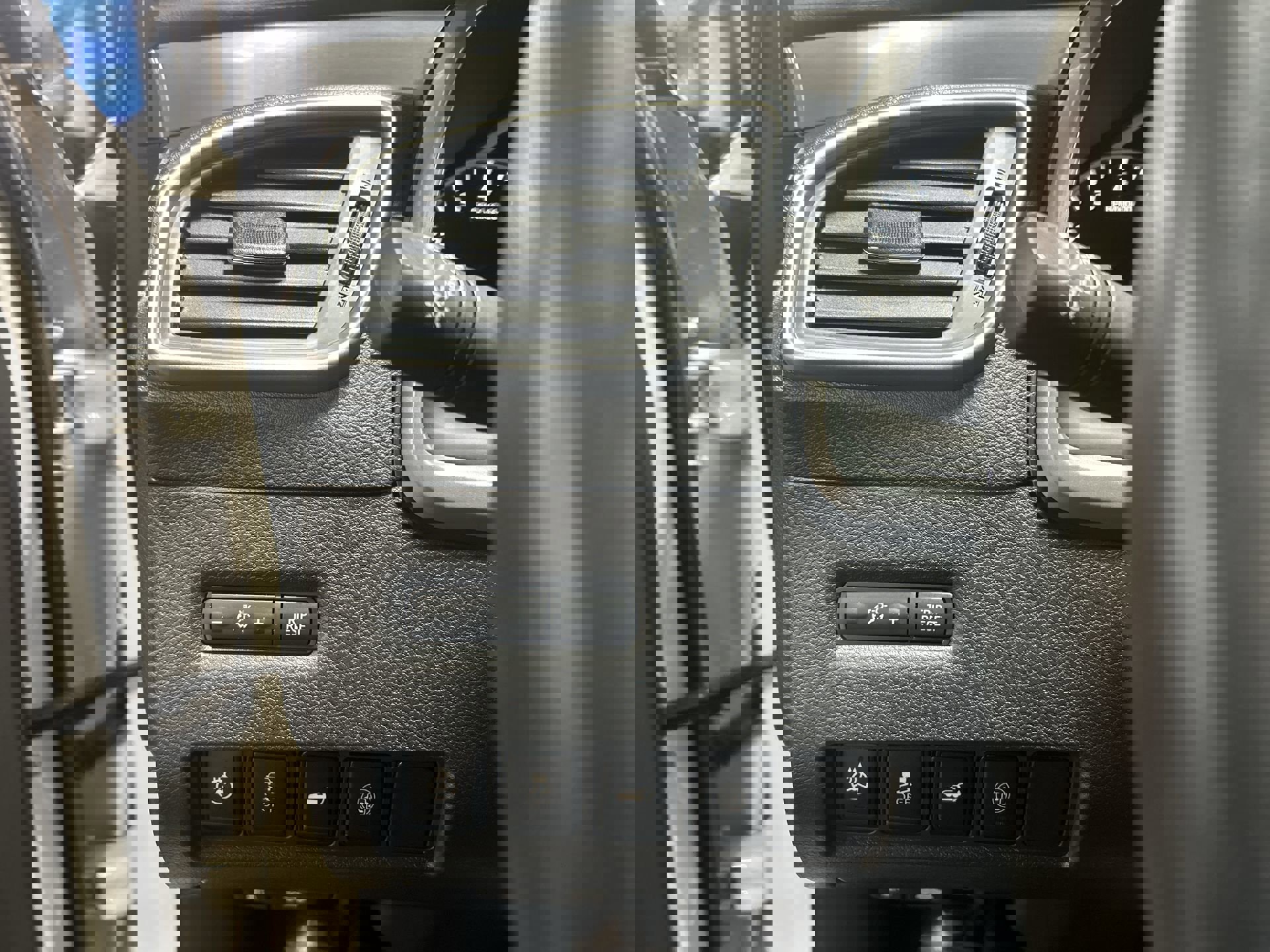 Used 2023 Nissan Murano SL w/ SL Moonroof Package image 19