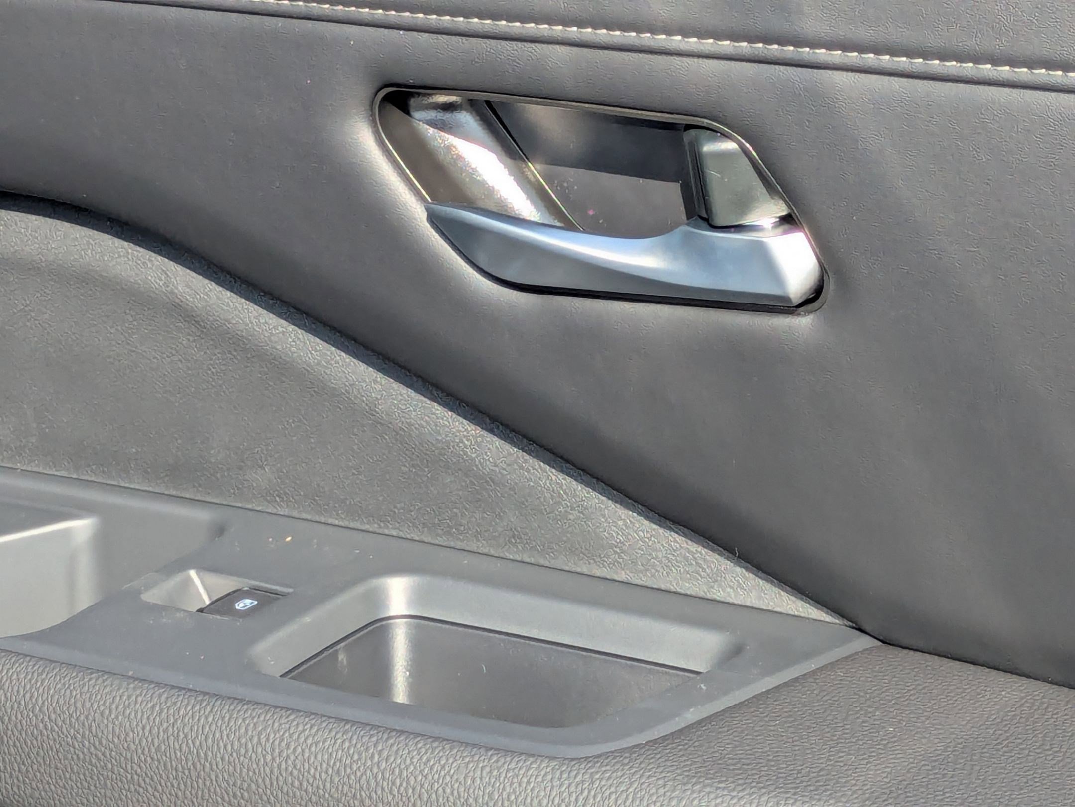 New 2026 Nissan Pathfinder SL w/ SL Premium Package FWD image 33