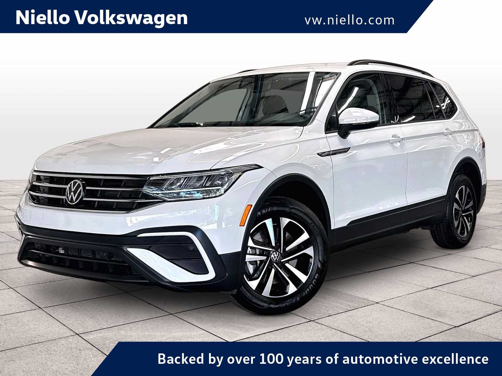 Used 2023 Volkswagen Tiguan S w/ Driver Assistance Package FWD image 1