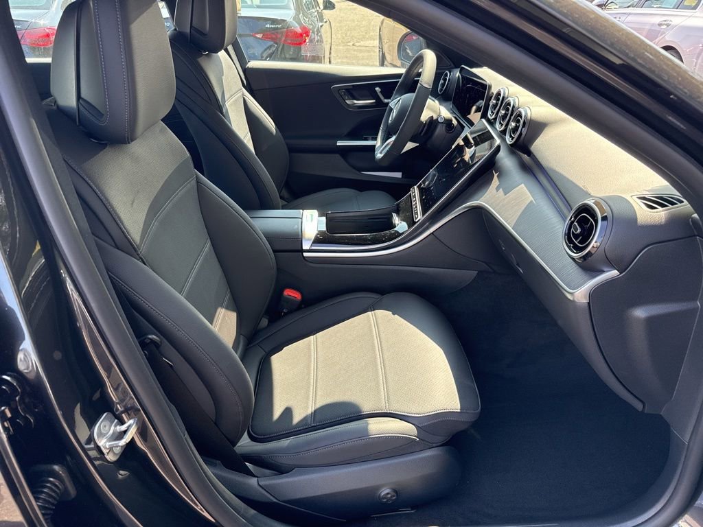 New 2025 Mercedes-Benz C 300 4MATIC Sedan image 9