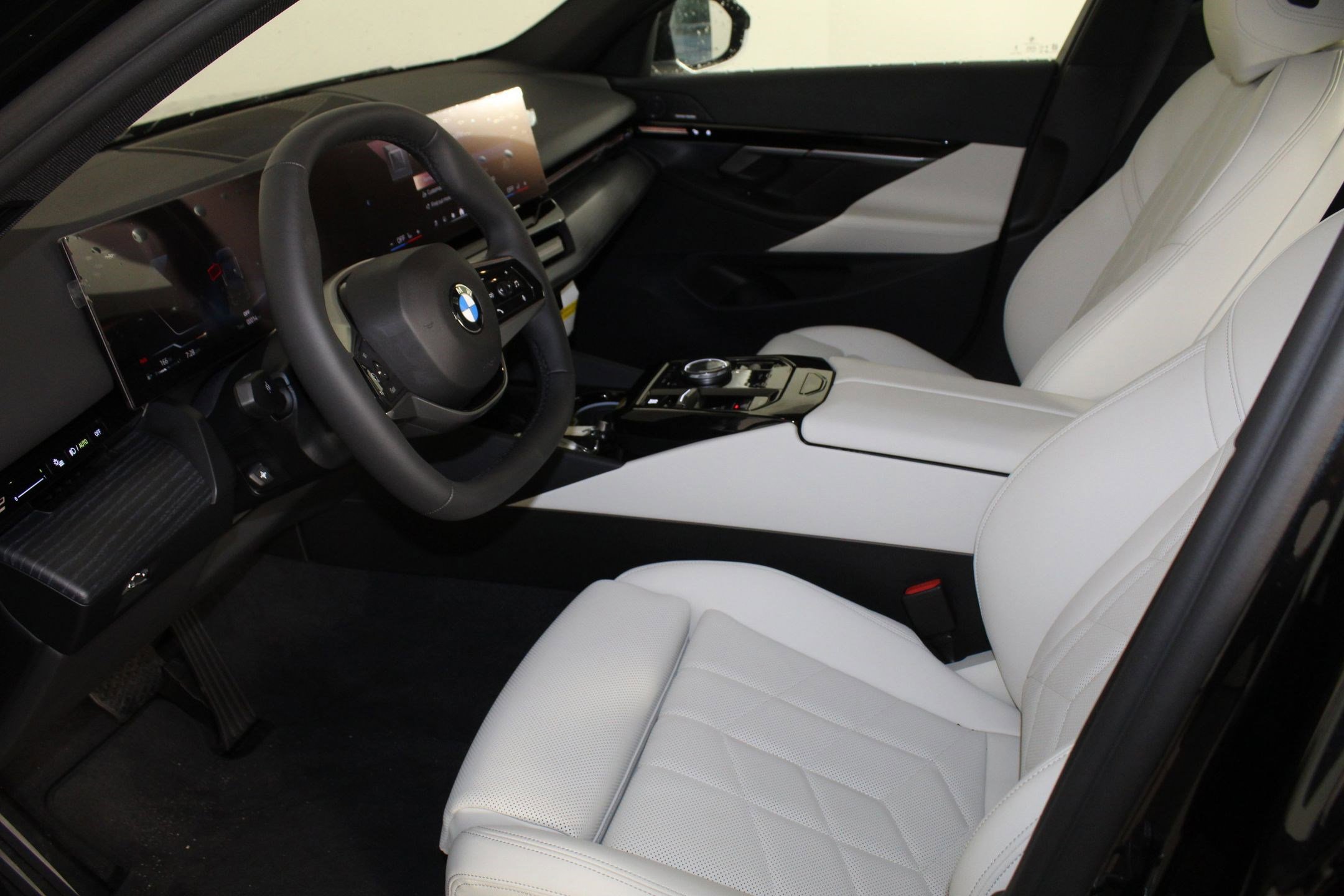 New 2025 BMW 530i 530i image 5