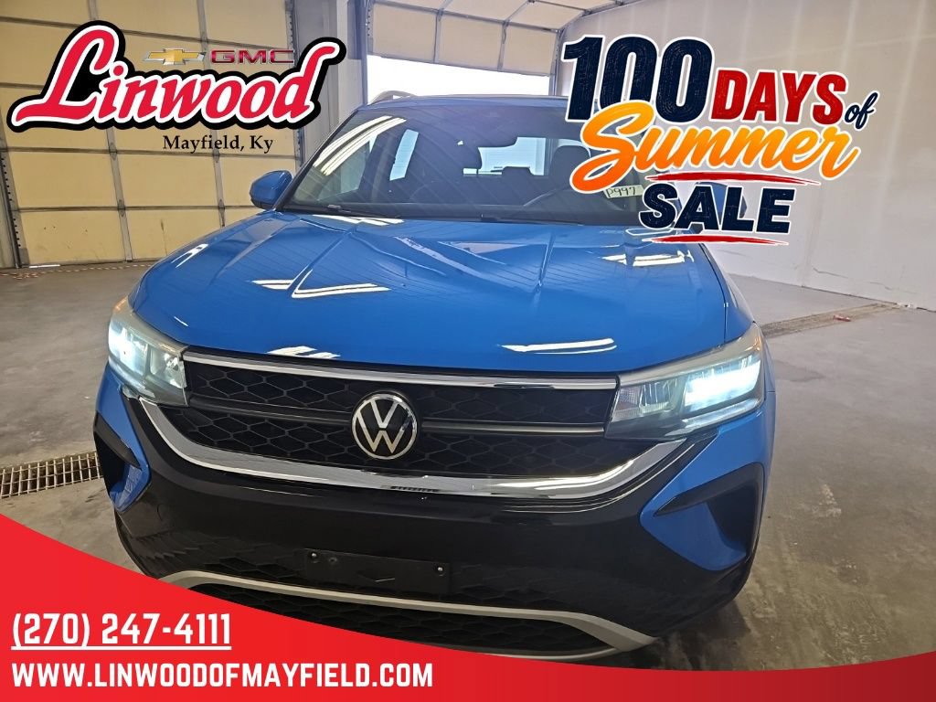 Used 2022 Volkswagen Taos SE AWD/4WD image 3