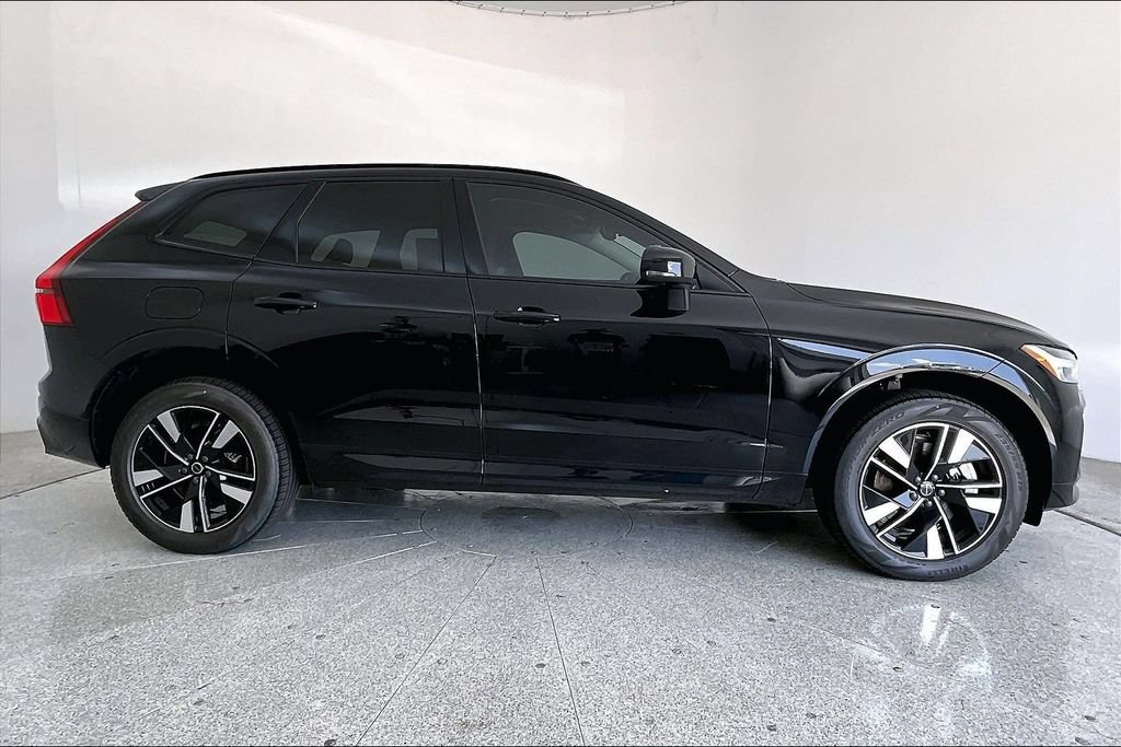 New 2026 Volvo XC60 T8 Core w/ Climate Package AWD/4WD image 10