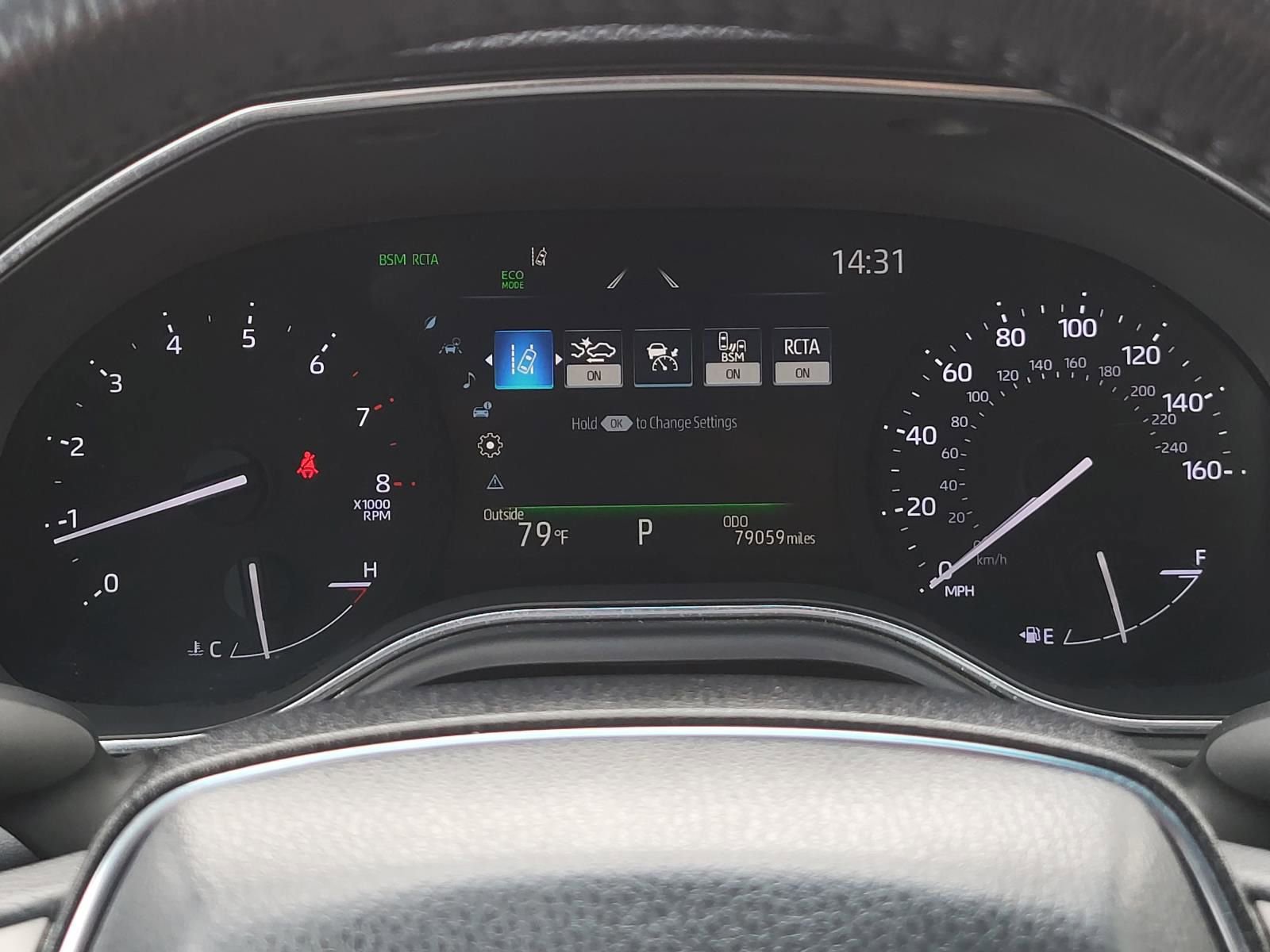 Used 2022 Toyota Avalon XLE image 27