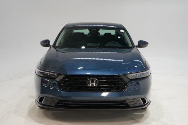 Used 2023 Honda Accord EX image 2