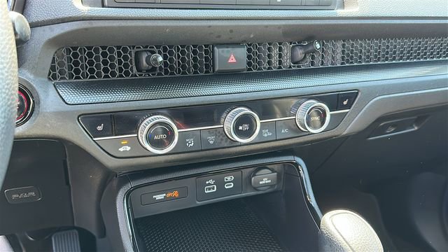 Used 2023 Honda CR-V EX image 17