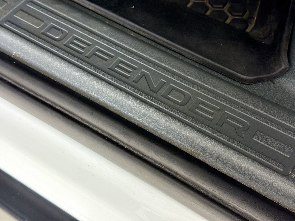 Used 2020 Land Rover Defender 110 S AWD/4WD image 18