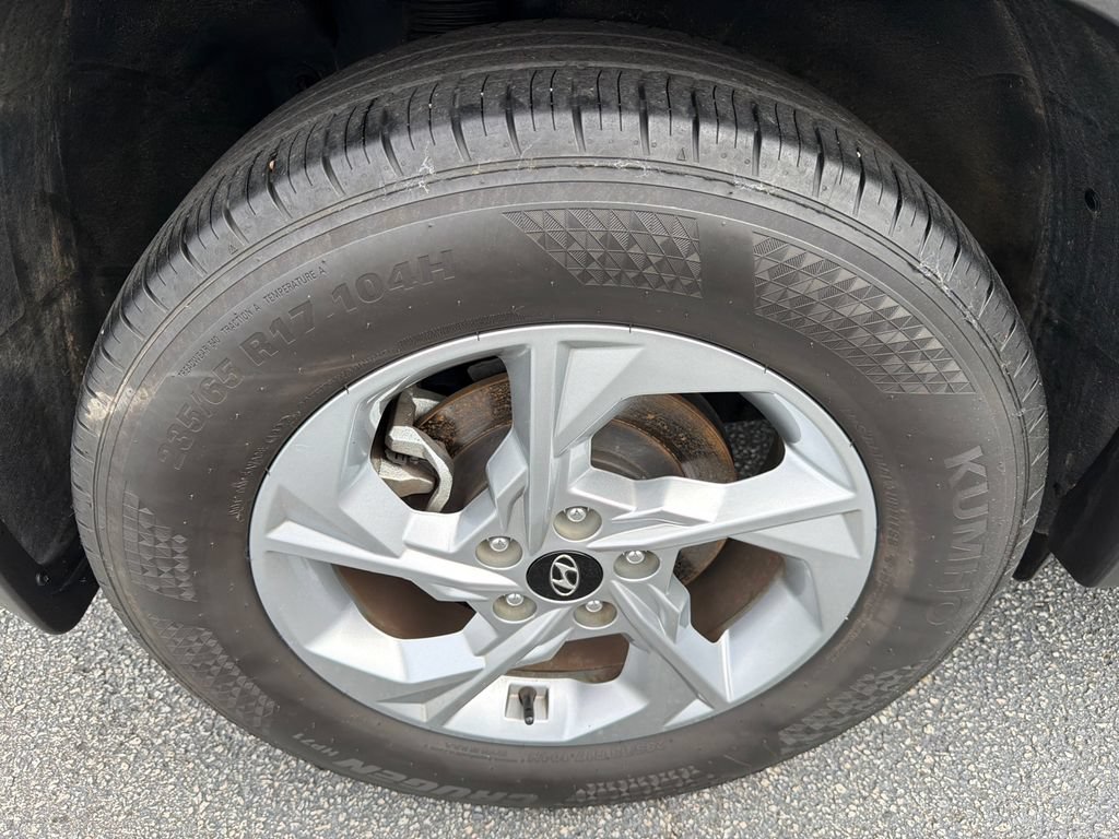 Used 2023 Hyundai Tucson SEL FWD image 17