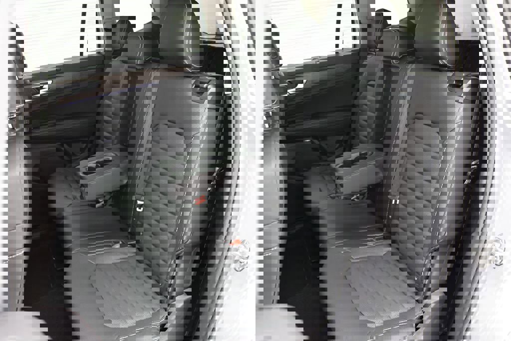 Used 2024 Volkswagen Atlas SEL image 15