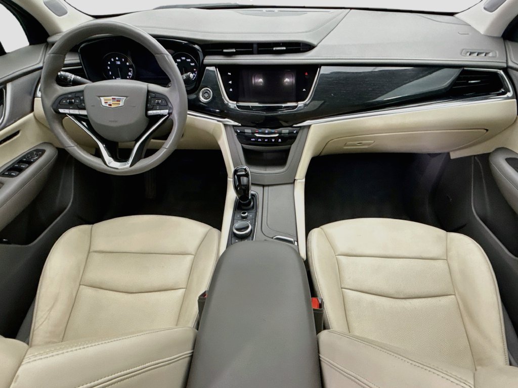 Used 2021 Cadillac XT6 Premium Luxury FWD image 13