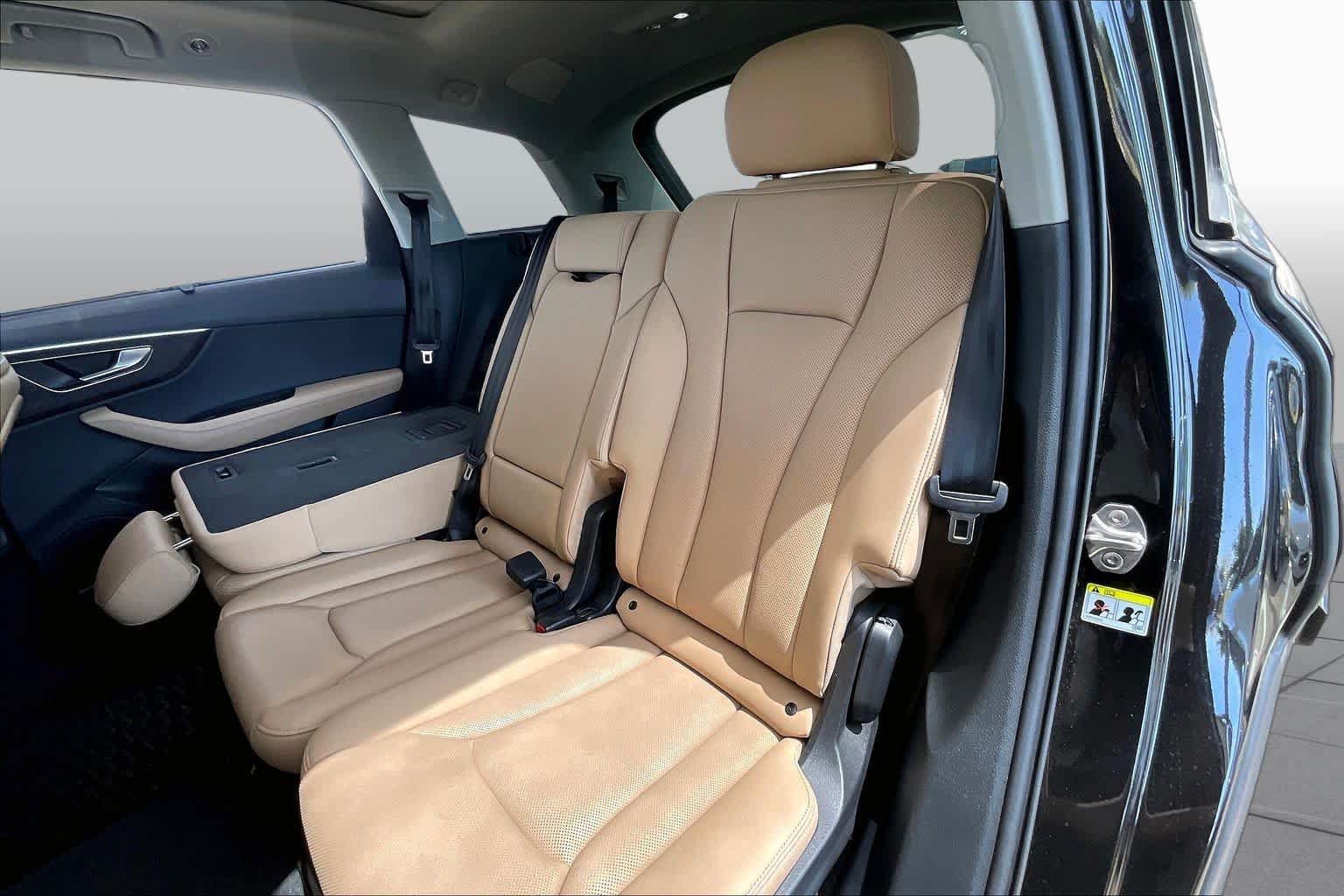 Used 2025 Audi Q7 2.0T Premium Plus w/ Premium Plus Package AWD/4WD image 20