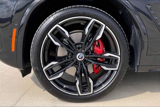Used 2023 BMW X4 M40i w/ Premium Package image 9