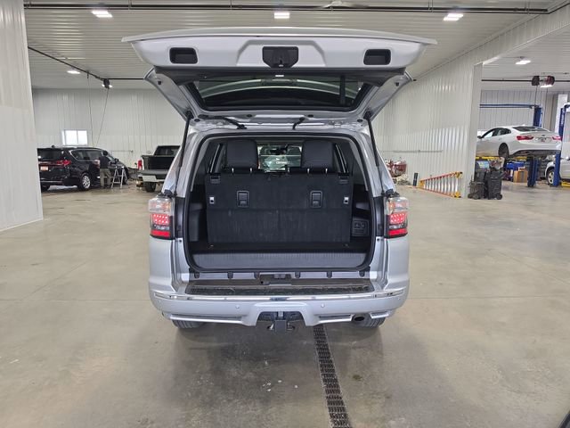 Used 2022 Toyota 4Runner Limited AWD/4WD image 25