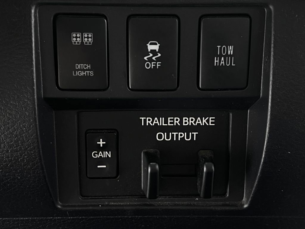 Used 2018 Toyota Tundra SR5 image 22