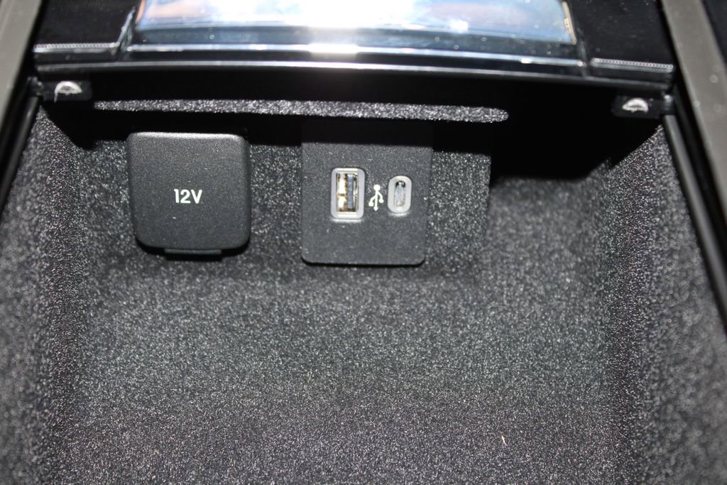 New 2026 Lincoln Corsair Premiere image 46