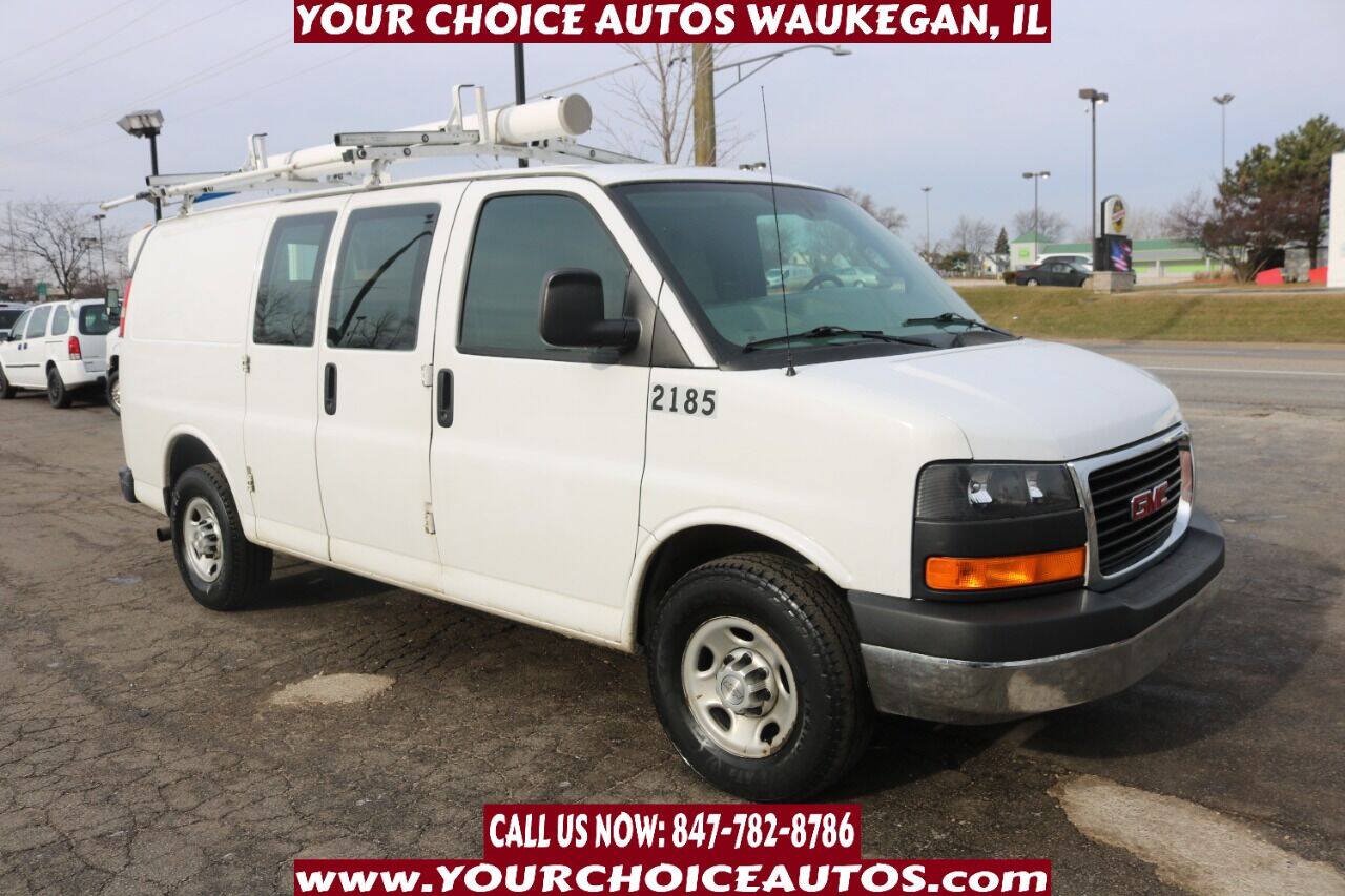 Used 2017 GMC Savana 2500 RWD image 3