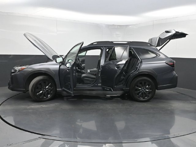 Used 2024 Subaru Outback Onyx Edition AWD/4WD image 40