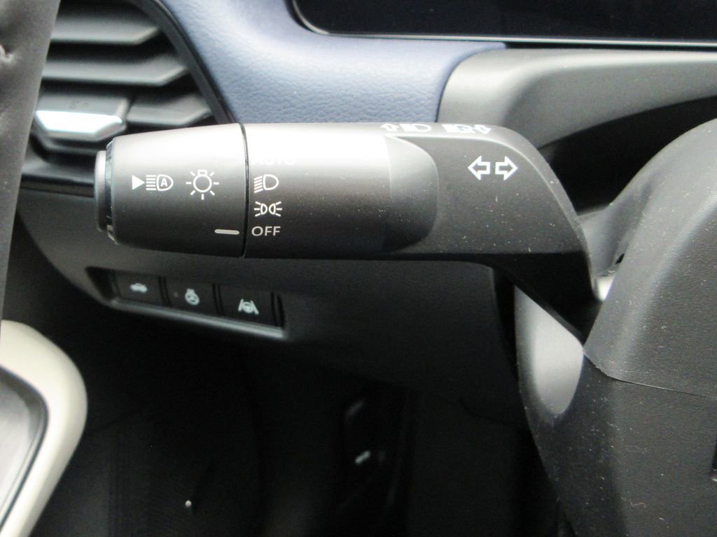 New 2026 Nissan Sentra SL w/ Floor Mat Package image 22