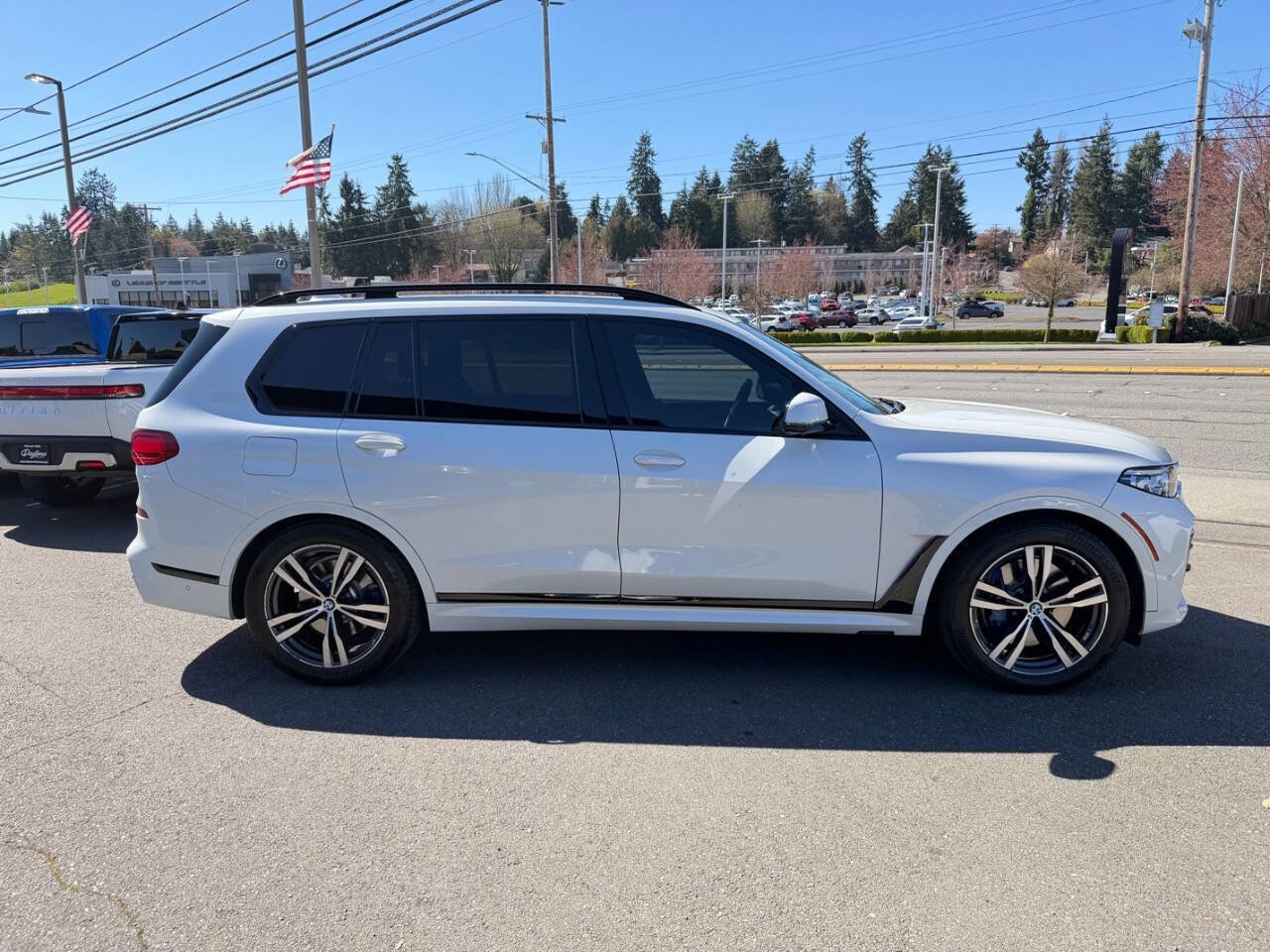 Used 2021 BMW X7 xDrive40i w/ M Sport Package image 10