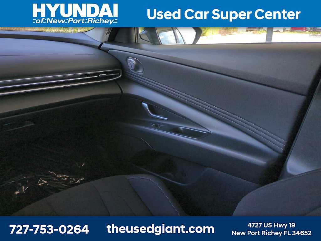 Certified 2023 Hyundai Elantra SEL w/ Convenience Package FWD image 15