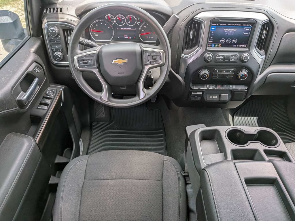 Used 2021 Chevrolet Silverado 2500 LT w/ Gooseneck/5TH Wheel Package AWD/4WD image 17