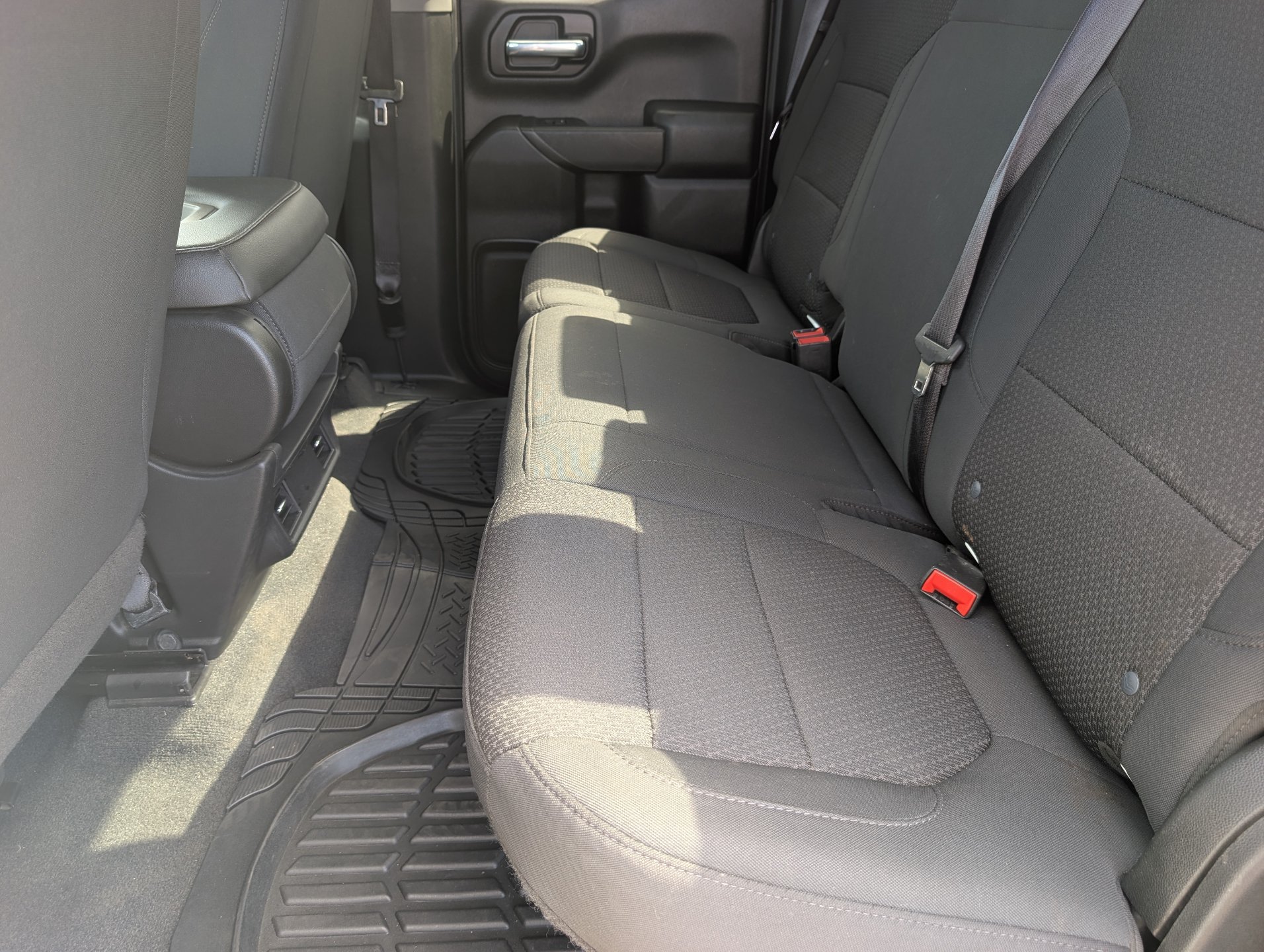 Certified 2020 Chevrolet Silverado 1500 Custom w/ Infotainment Package RWD image 17