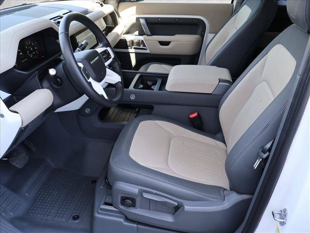 Used 2022 Land Rover Defender 90 X-Dynamic S AWD/4WD image 21