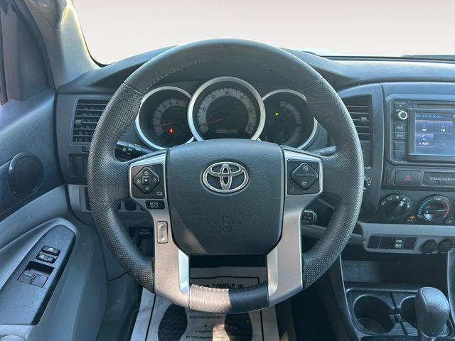 Used 2015 Toyota Tacoma 4x4 Access Cab w/ Convenience Package image 12