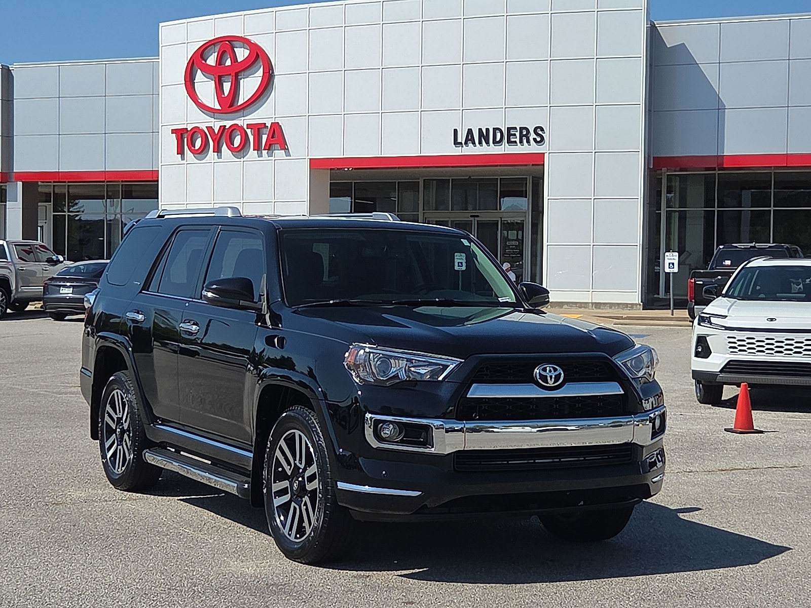 Used 2016 Toyota 4Runner Limited AWD/4WD image 1