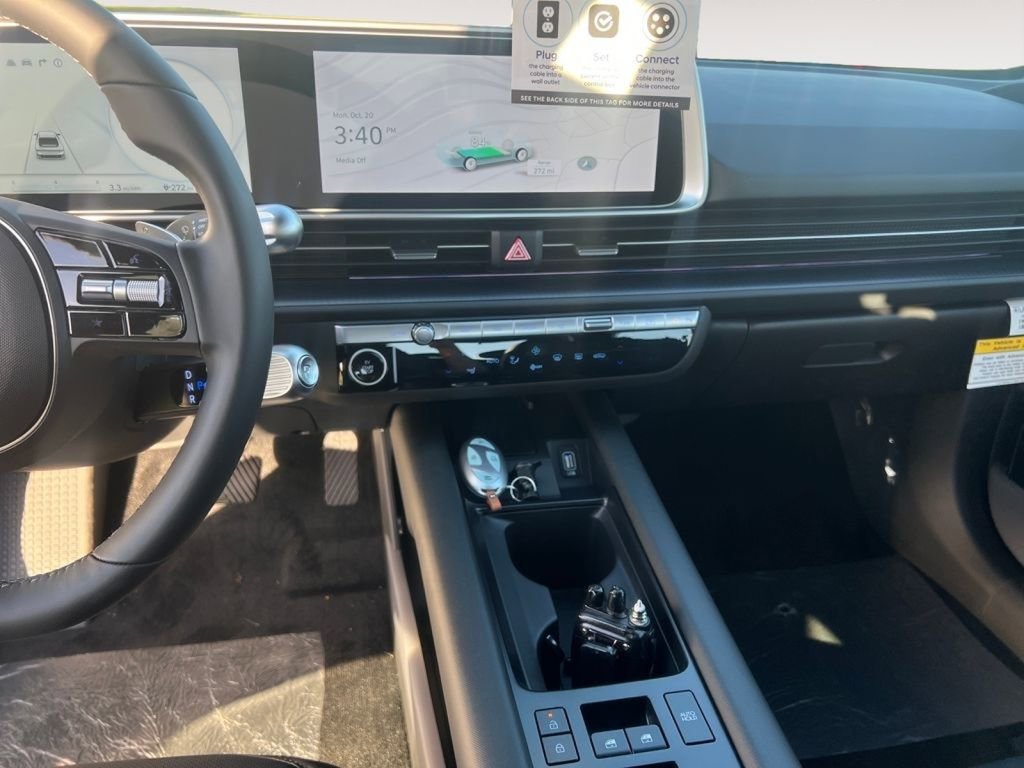 New 2025 Hyundai Ioniq 6 SEL image 17