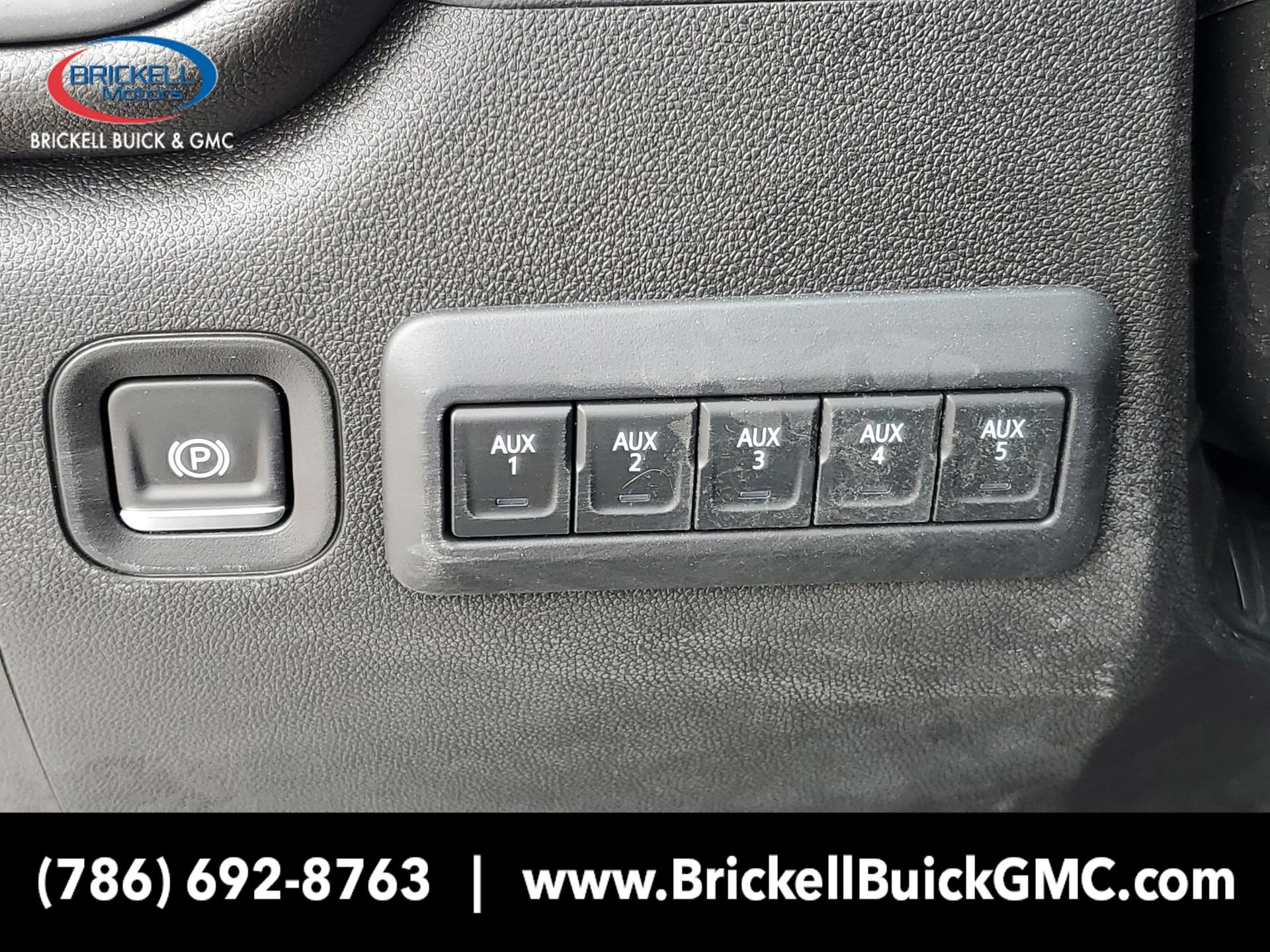 New 2024 GMC Sierra 2500 Pro RWD image 17