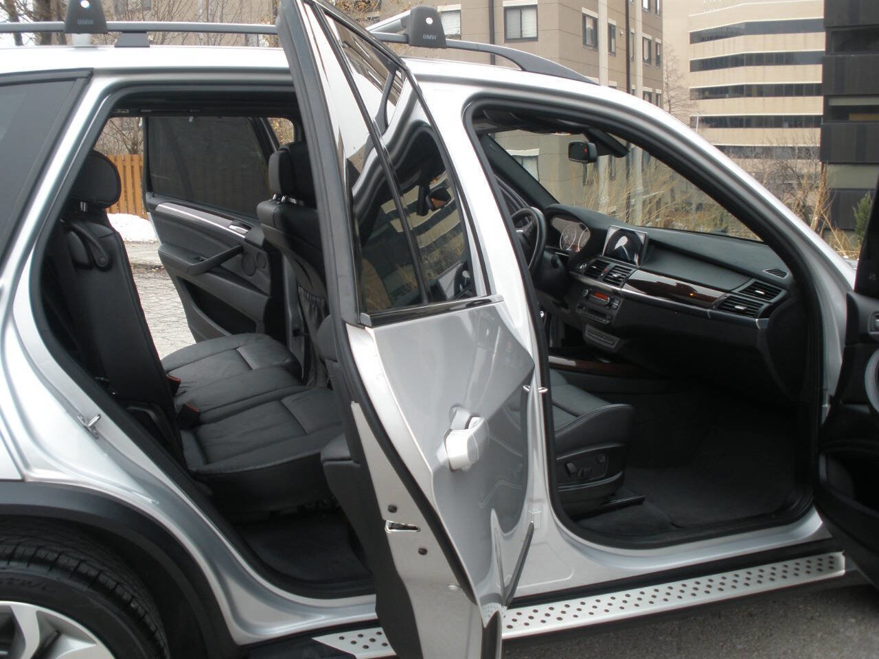 Used 2013 BMW X5 xDrive50i AWD/4WD image 23