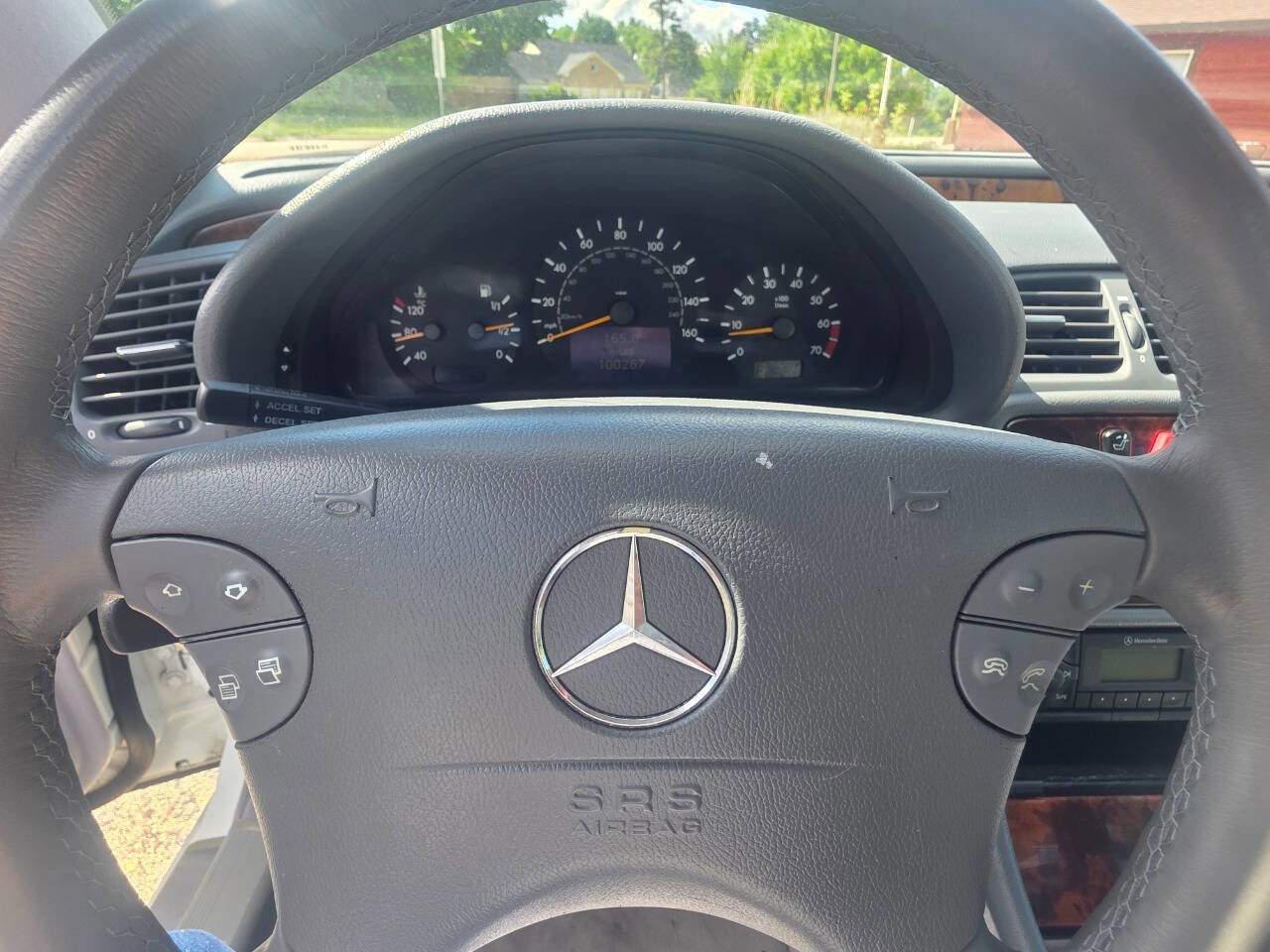 Used 2000 Mercedes-Benz CLK 320 Coupe image 12