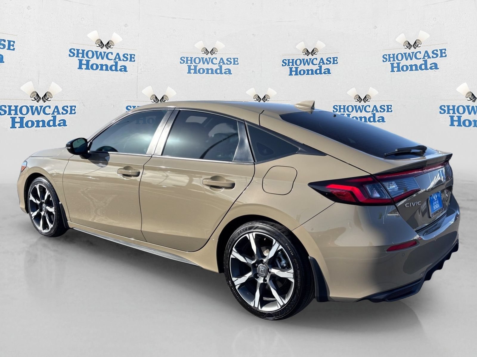 Certified 2025 Honda Civic Sport Touring image 5