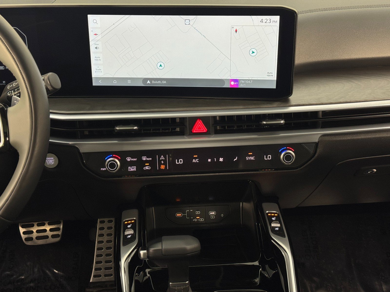 Used 2025 Kia Sorento SX Prestige w/ Sage Leather Package image 25