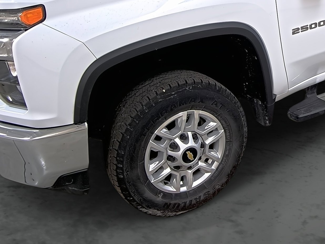 Used 2021 Chevrolet Silverado 2500 LT w/ Snow Plow Prep/Camper Package image 7