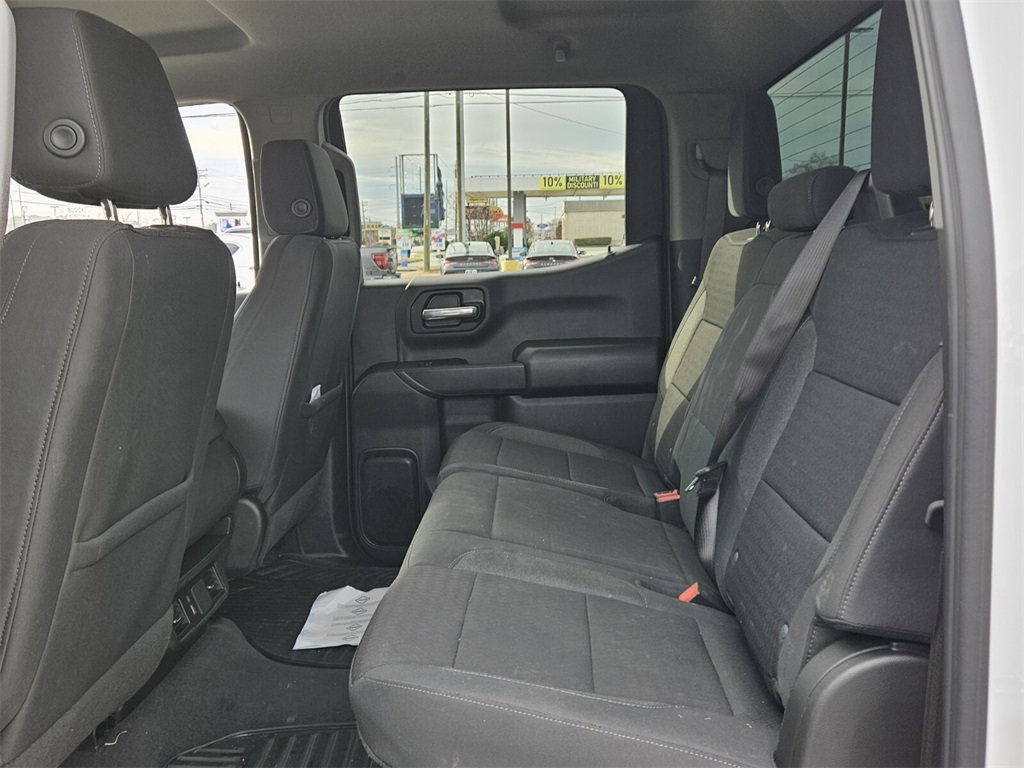 Used 2024 Chevrolet Silverado 1500 Custom image 6