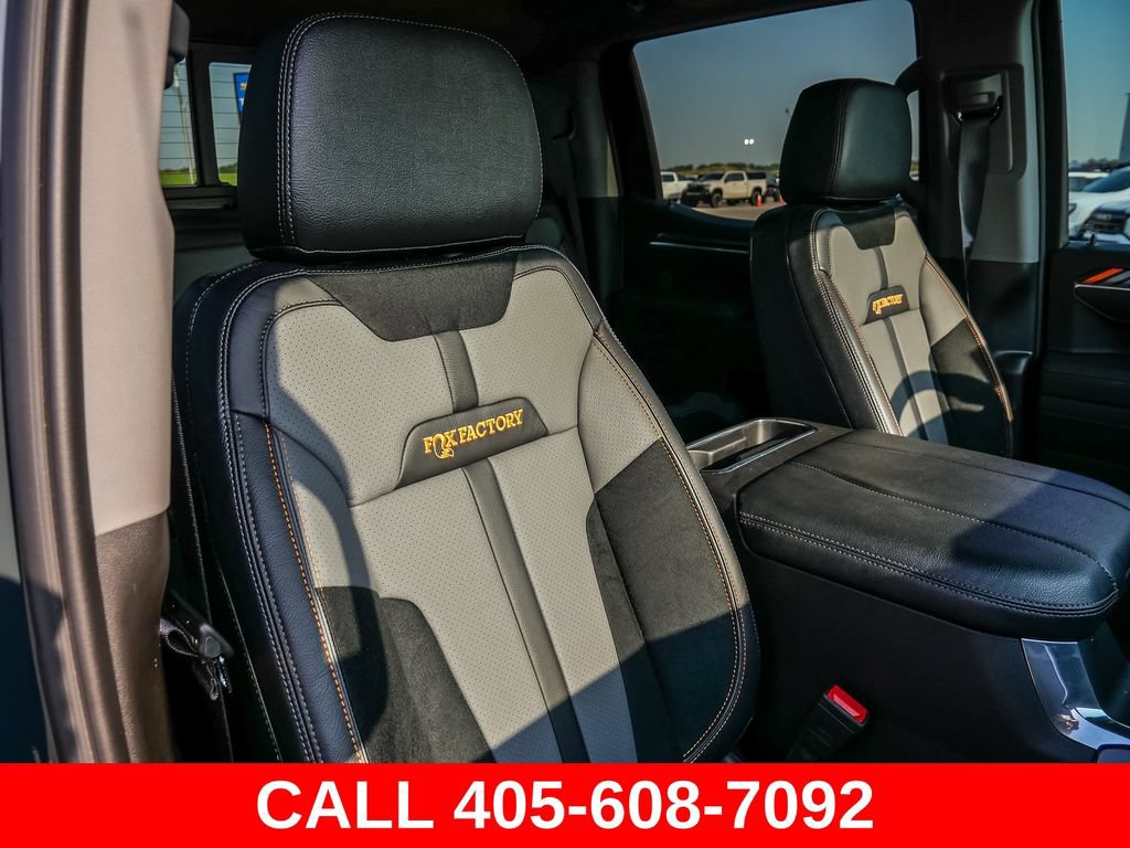 Used 2025 Chevrolet Silverado 1500 LTZ AWD/4WD image 31