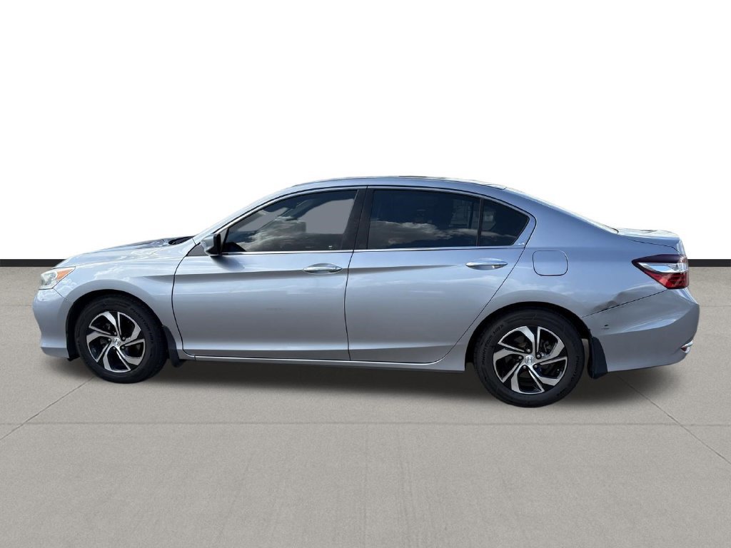 Used 2017 Honda Accord LX image 2