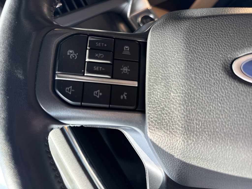 Used 2023 Ford F150 Lariat w/ Equipment Group 502A High AWD/4WD image 27