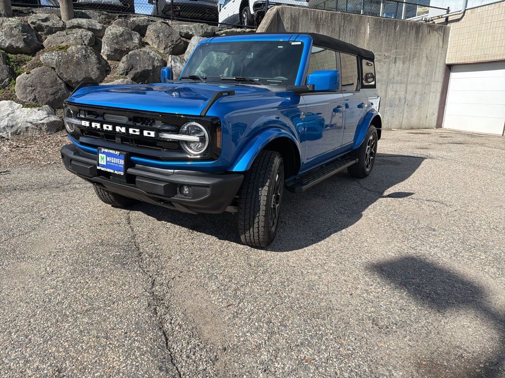 Used 2024 Ford Bronco Outer Banks AWD/4WD video 1