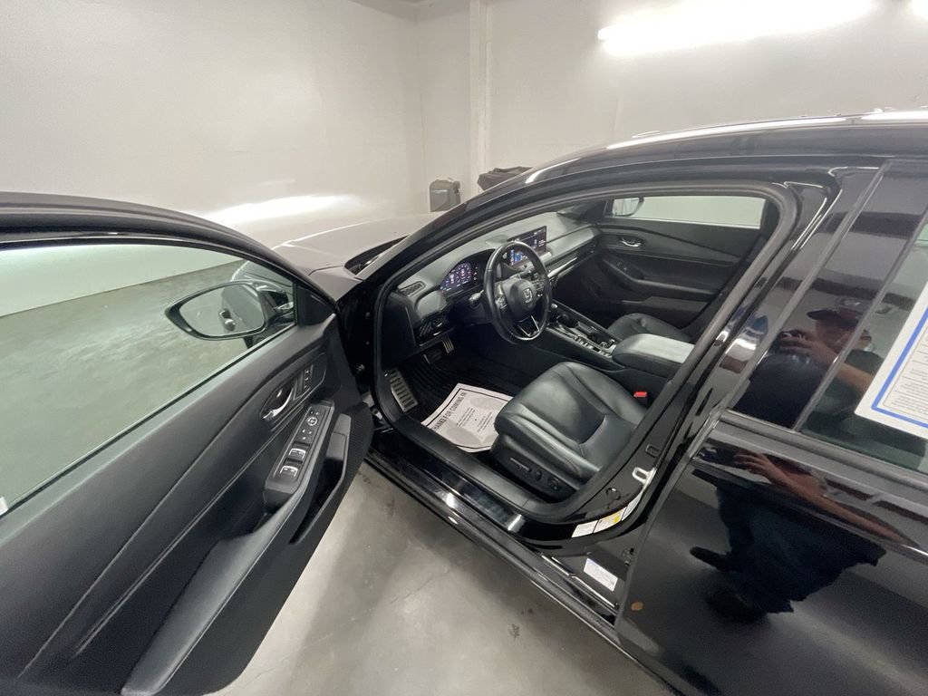 Used 2024 Honda Accord Sport image 10