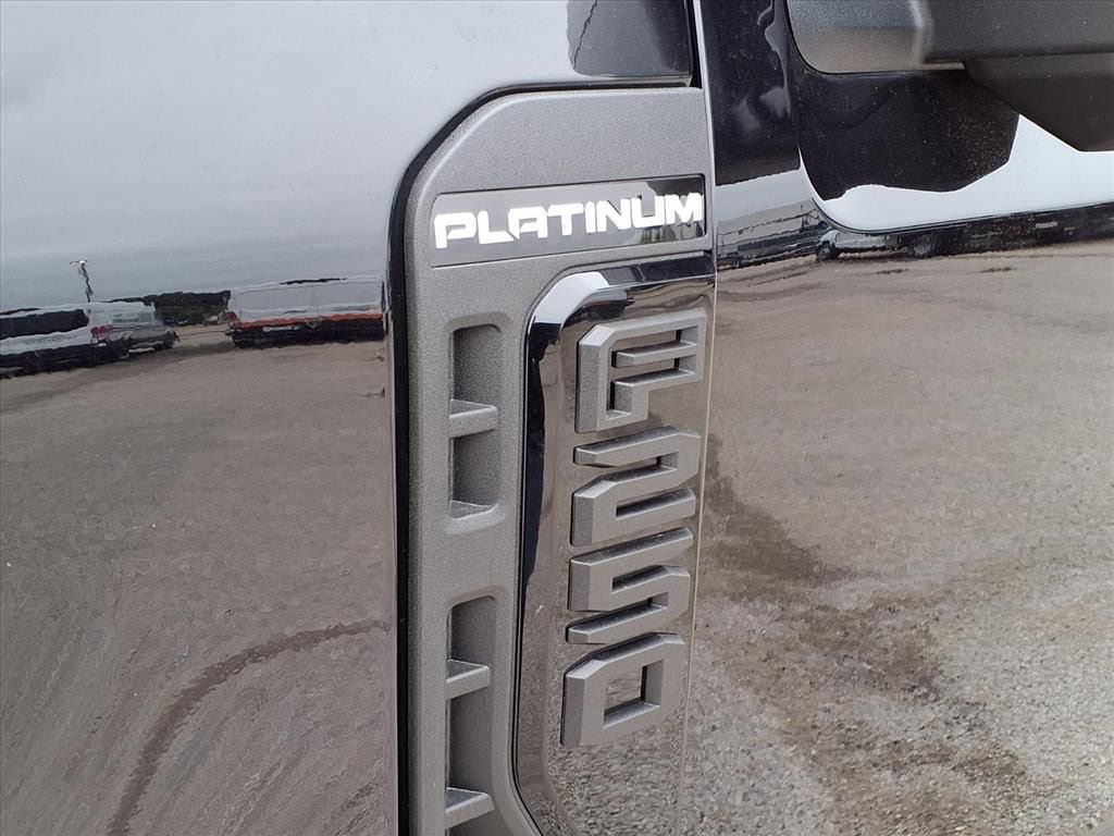 New 2026 Ford F250 Platinum AWD/4WD image 27