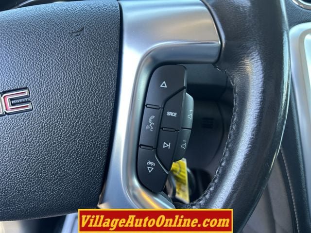 Used 2016 GMC Acadia SLE FWD image 24